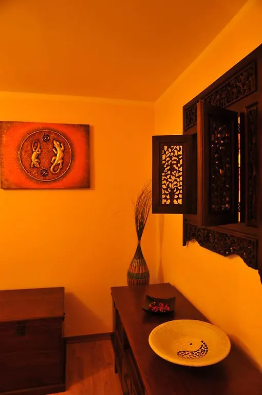 Borobudur B&B Genoa Italy